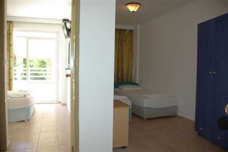 Zeybek Hotel Turunç Esterno foto