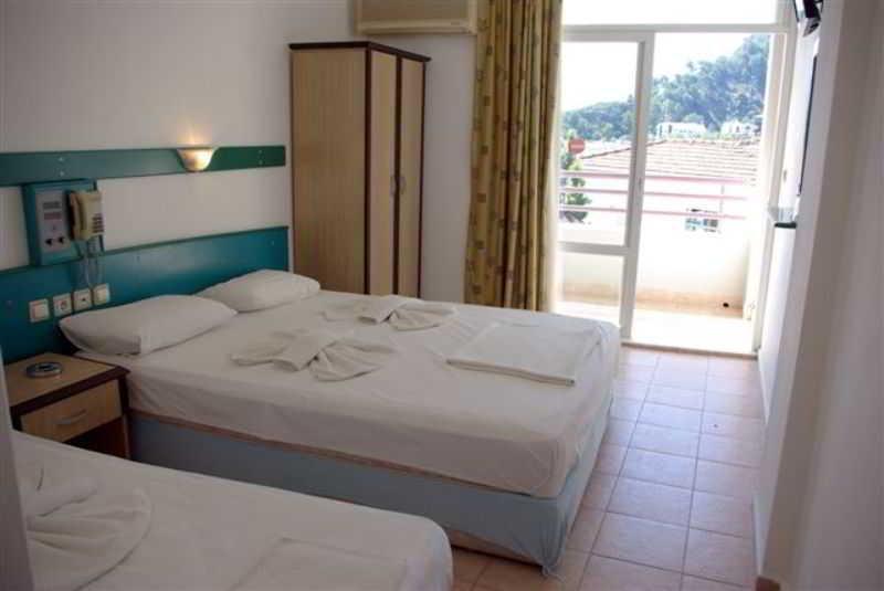 Zeybek Hotel Turunç Esterno foto